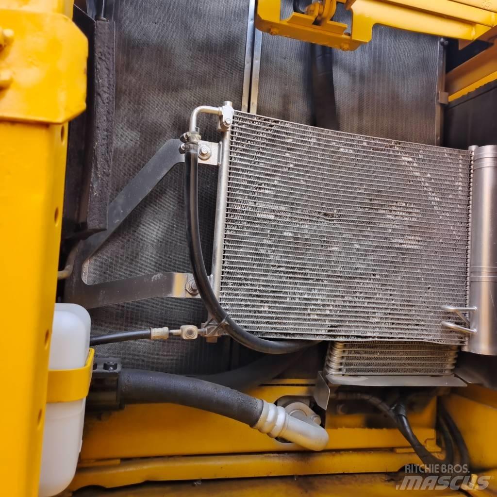 Komatsu PC 200-8 Rupsgraafmachines