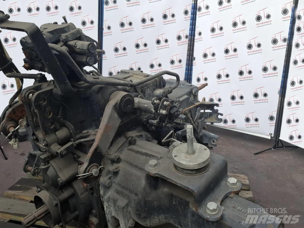 New Holland CNH Transmissie