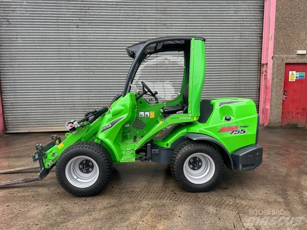 Avant 755 i Miniladers