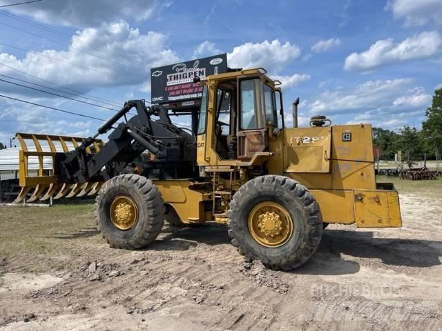 CAT IT 28 B Wielladers