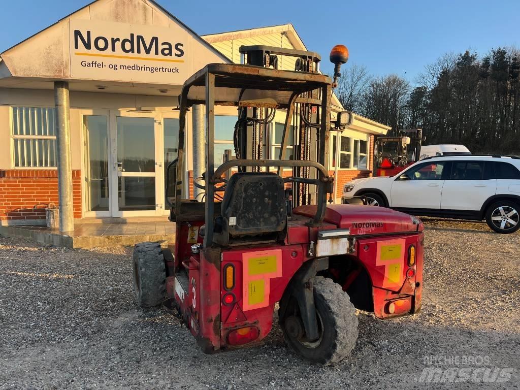 Moffett M4 25.3 Diesel heftrucks