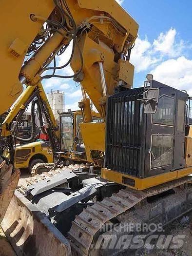 Liebherr 944C Speciale Graafmachines