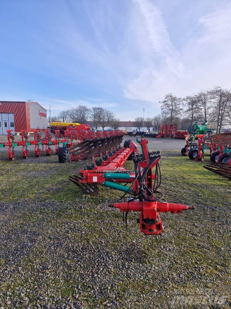 Kverneland PB100 Wentelploegen