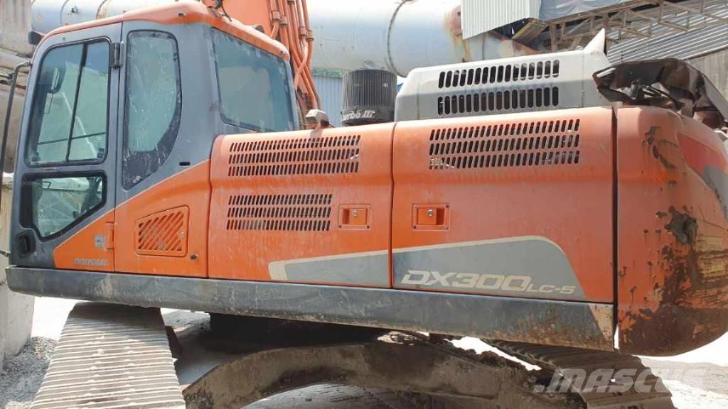 Doosan DX 300 LC-5 Rupsgraafmachines