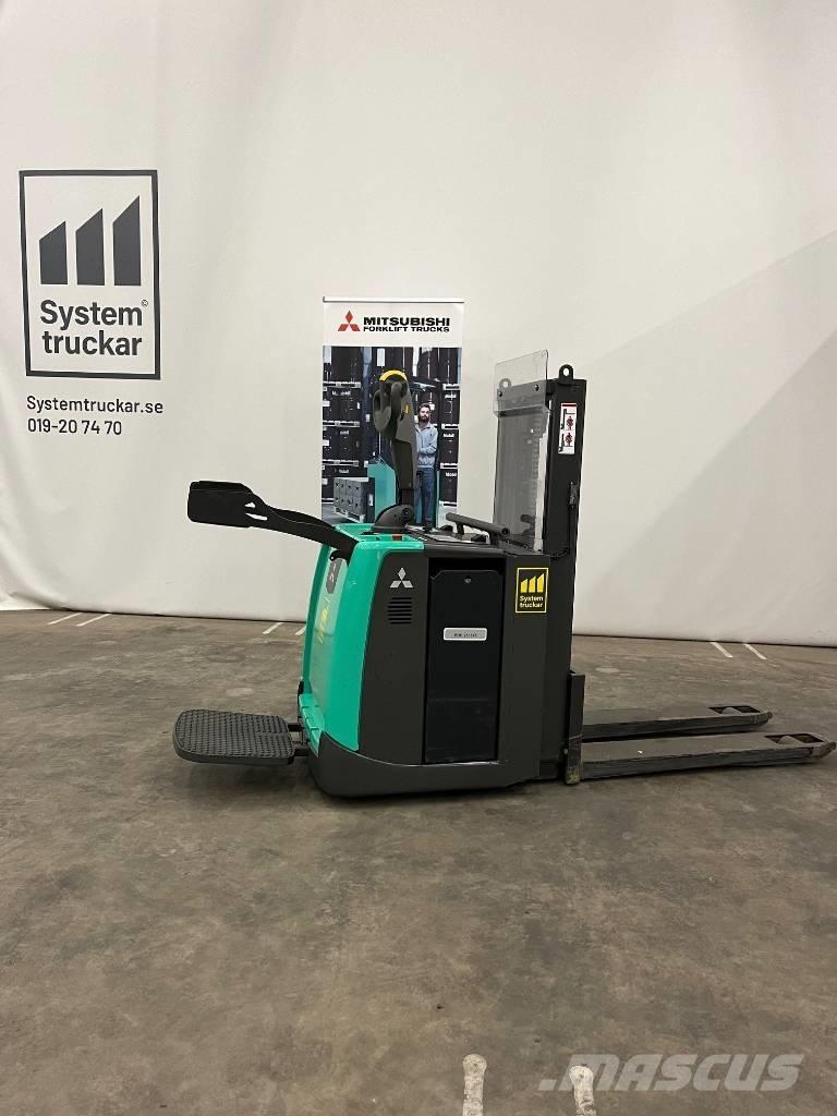 Mitsubishi PBV20PD Stapelaar meeloop