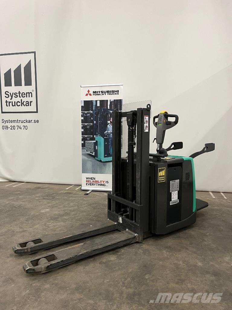 Mitsubishi PBV20PD Stapelaar meeloop