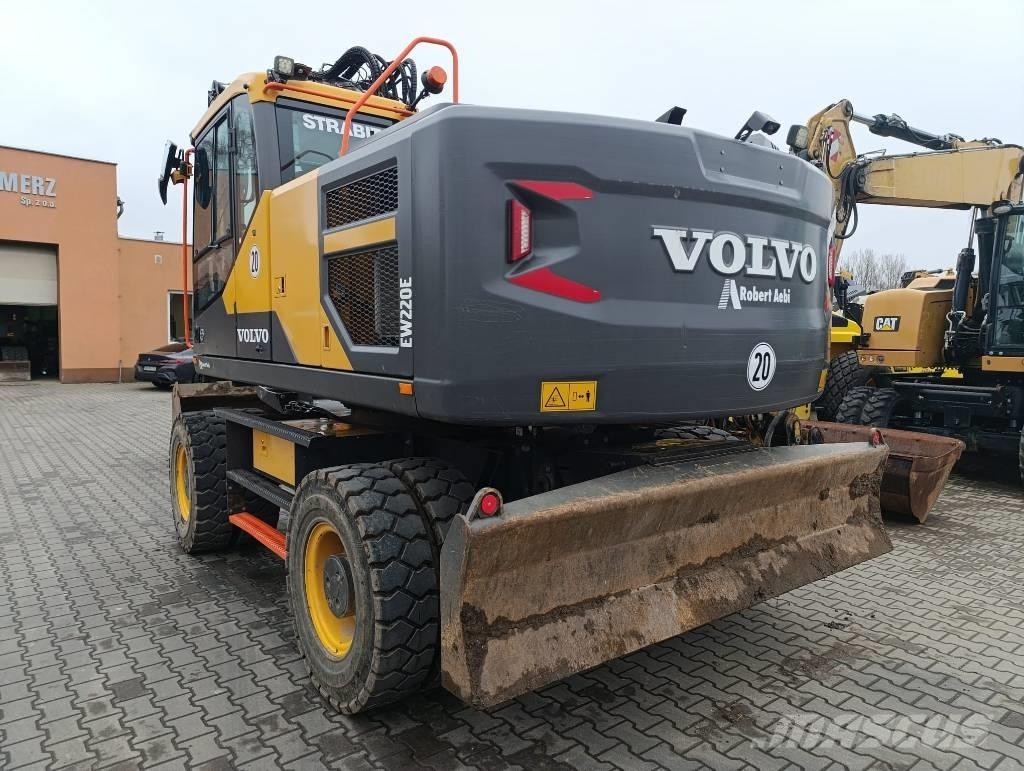 Volvo EW 220 E Wielgraafmachines