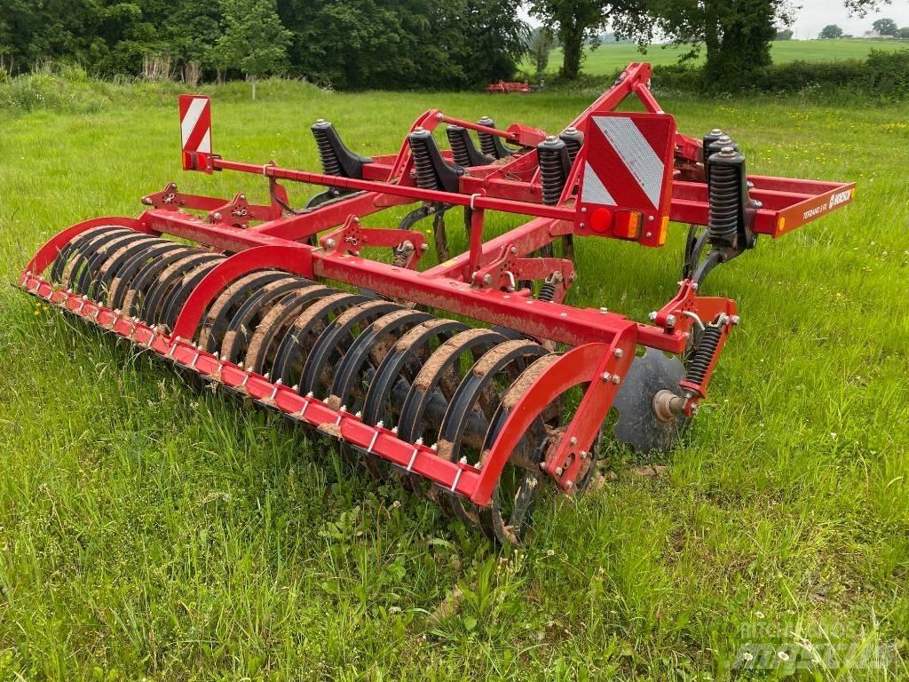 Horsch Terrano 3 FX Cultivatoren