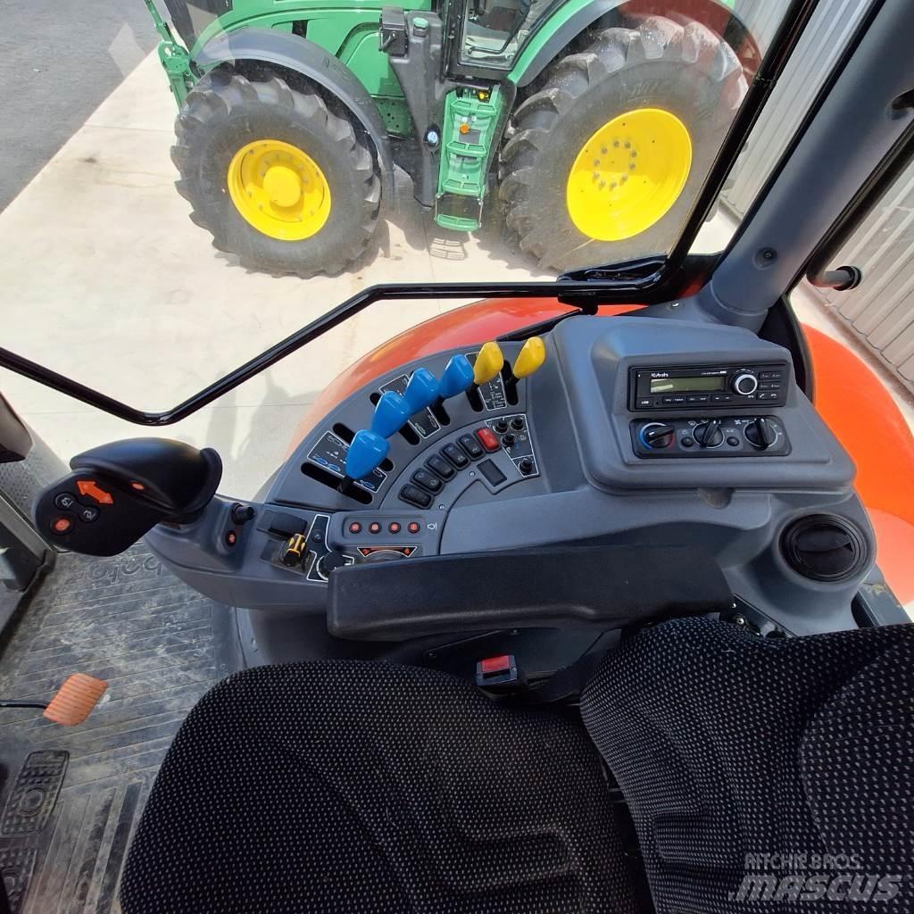 Kubota M7172 FL Tractoren