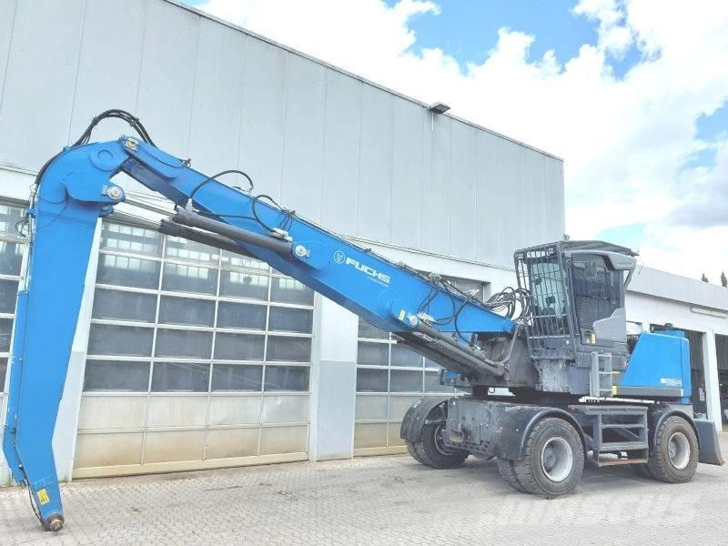 Fuchs MHL 364 F Graafmachines voor de bosbouw