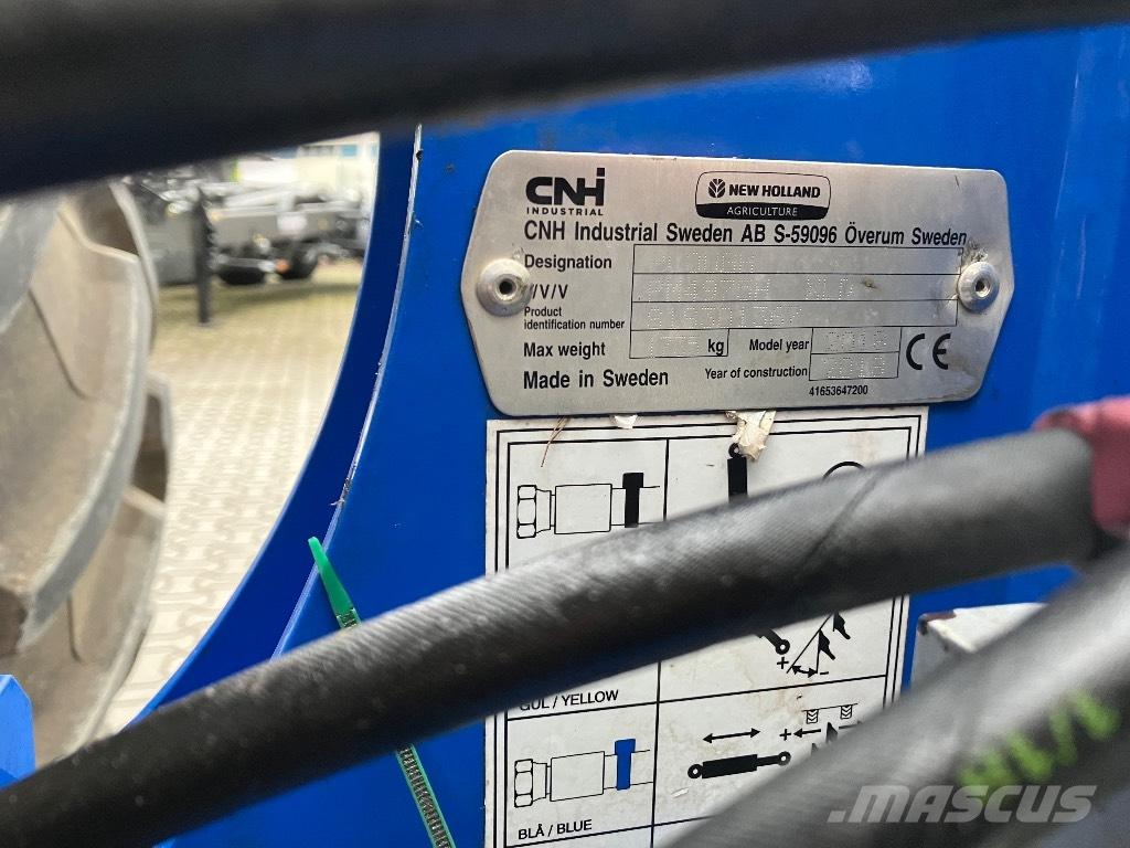 New Holland PM 4975H Wentelploegen