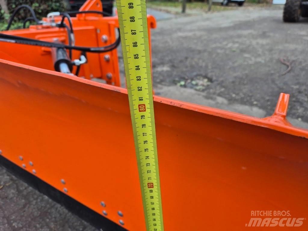 Metal-Technik 300 Sneeuwschuivers en -ploegen
