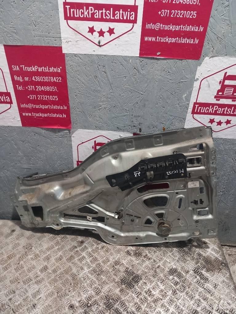 MAN TGA 81626456024 Cabine en interieur