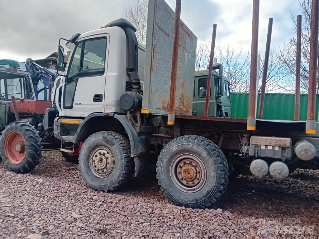 Astra 8845 Bosbouw tractoren