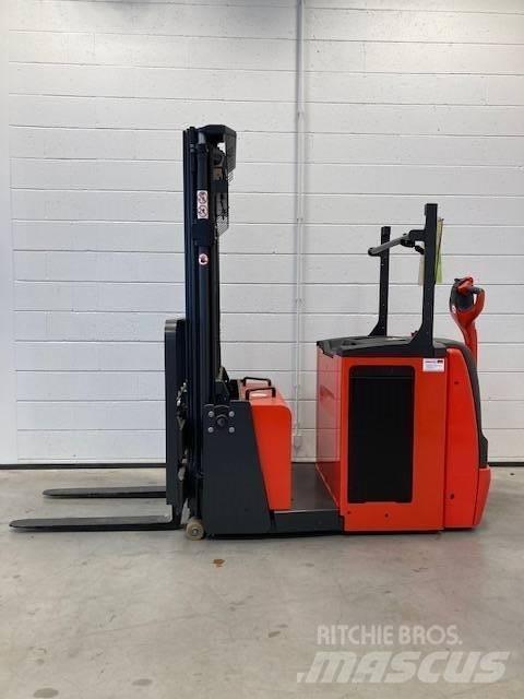 Linde L12AC/1171-01 Stapelaar meeloop