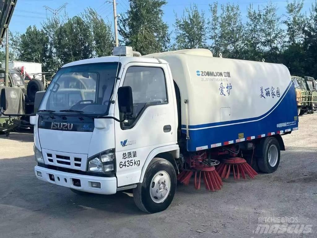 Isuzu 4K Veegwagens
