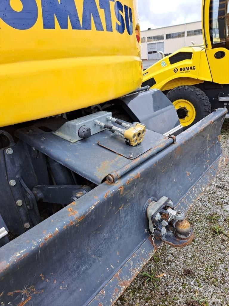 Komatsu PW148-11 Wielgraafmachines