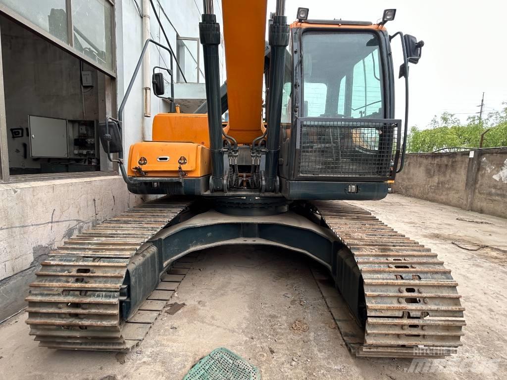 Hyundai 220LC-9 Rupsgraafmachines