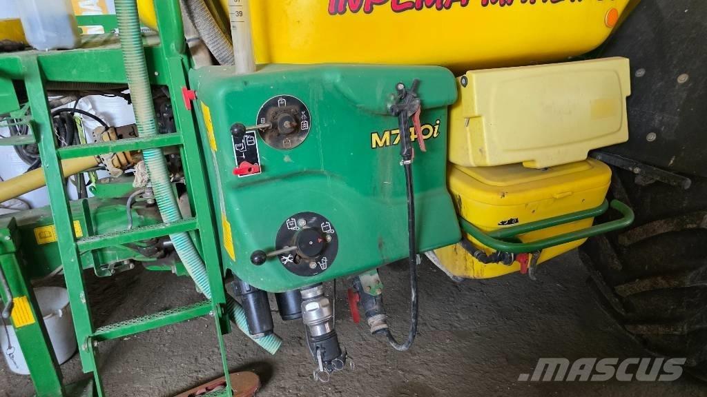 John Deere M 740 i Getrokken spuitmachines