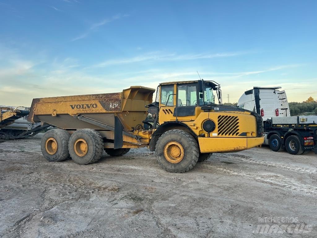 Volvo A 25 E Knik dumptrucks