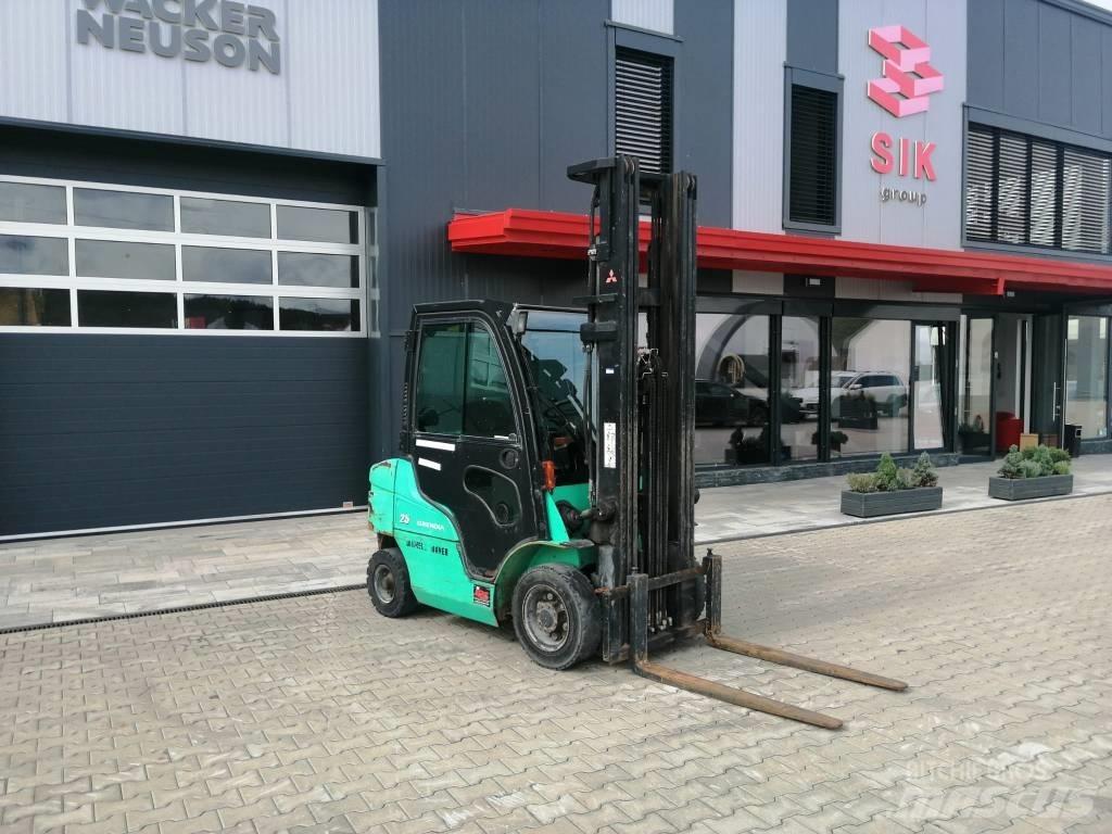 Mitsubishi FD25N Diesel heftrucks