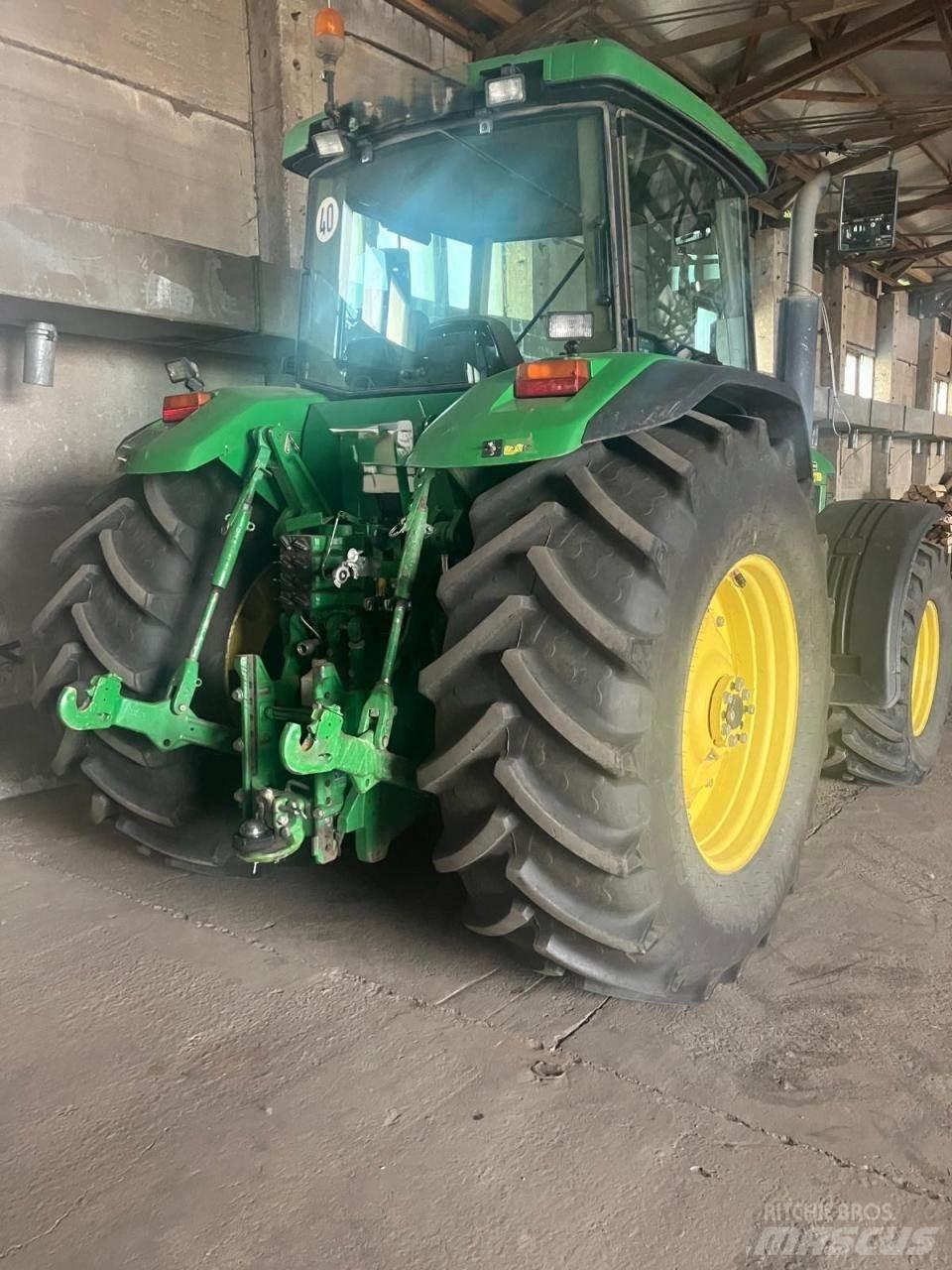 John Deere 8410 Tractoren