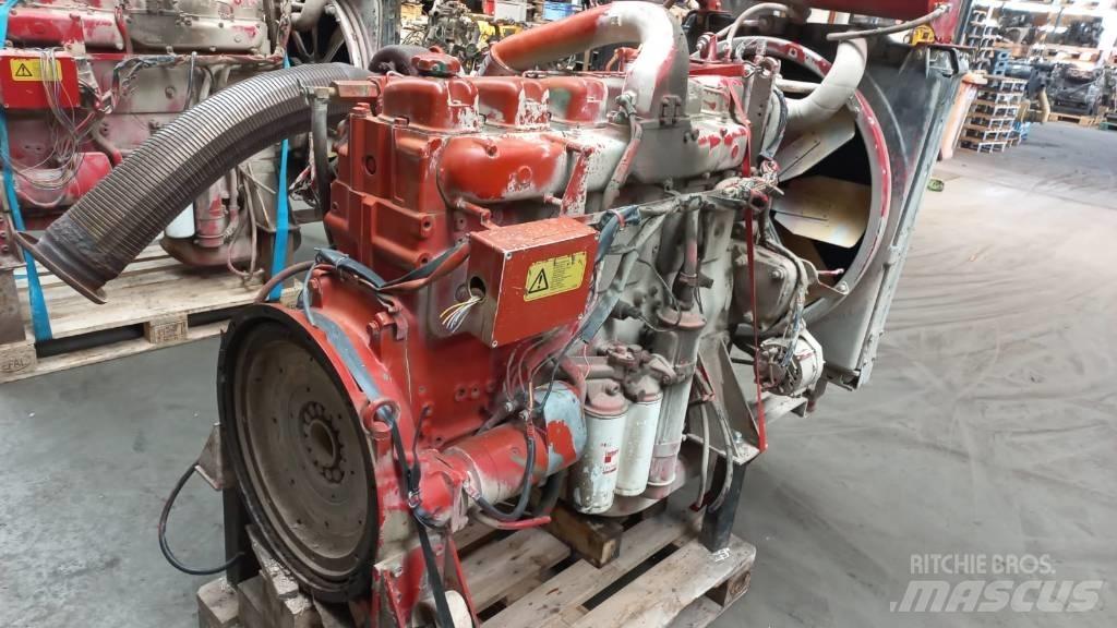 Volvo TD121G Motoren