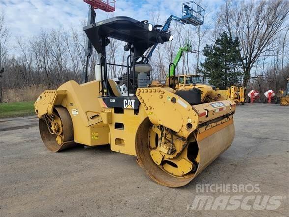 CAT CB64 Trilrolwalsen