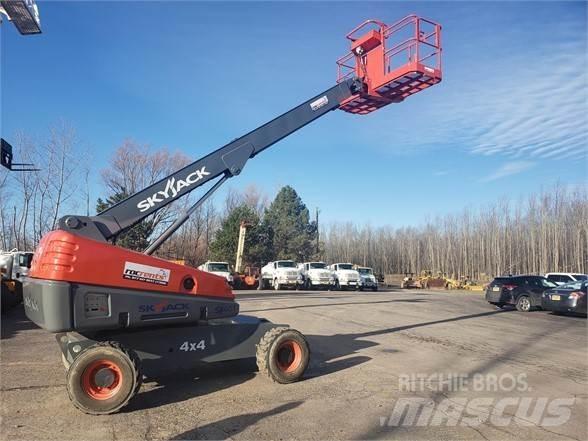 SkyJack SJ40T Telescoophoogwerkers