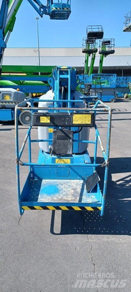GENIE GR26J Personenliften en invalideliften