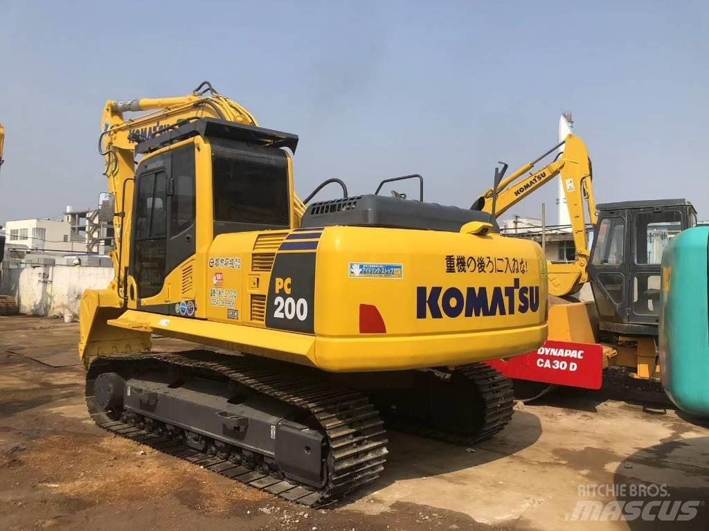 Komatsu PC200-8 Rupsgraafmachines