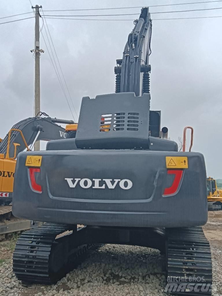 Volvo EC 240 Rupsgraafmachines