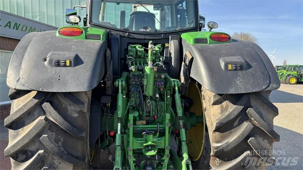 John Deere 6195 R Tractoren