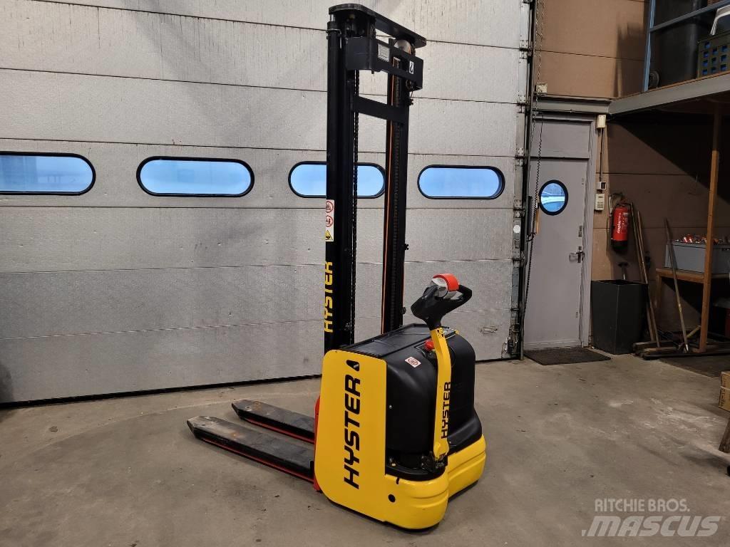Hyster S 1.6 Stapelaar meeloop