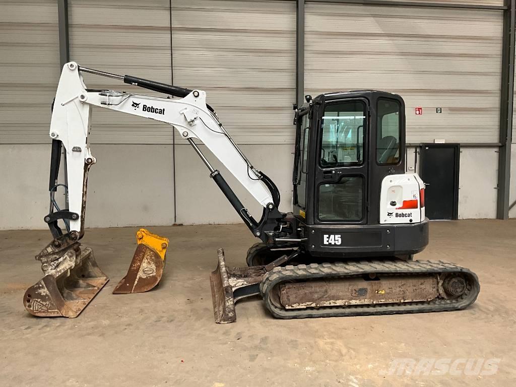 Bobcat E 45 Minigraafmachines < 7t