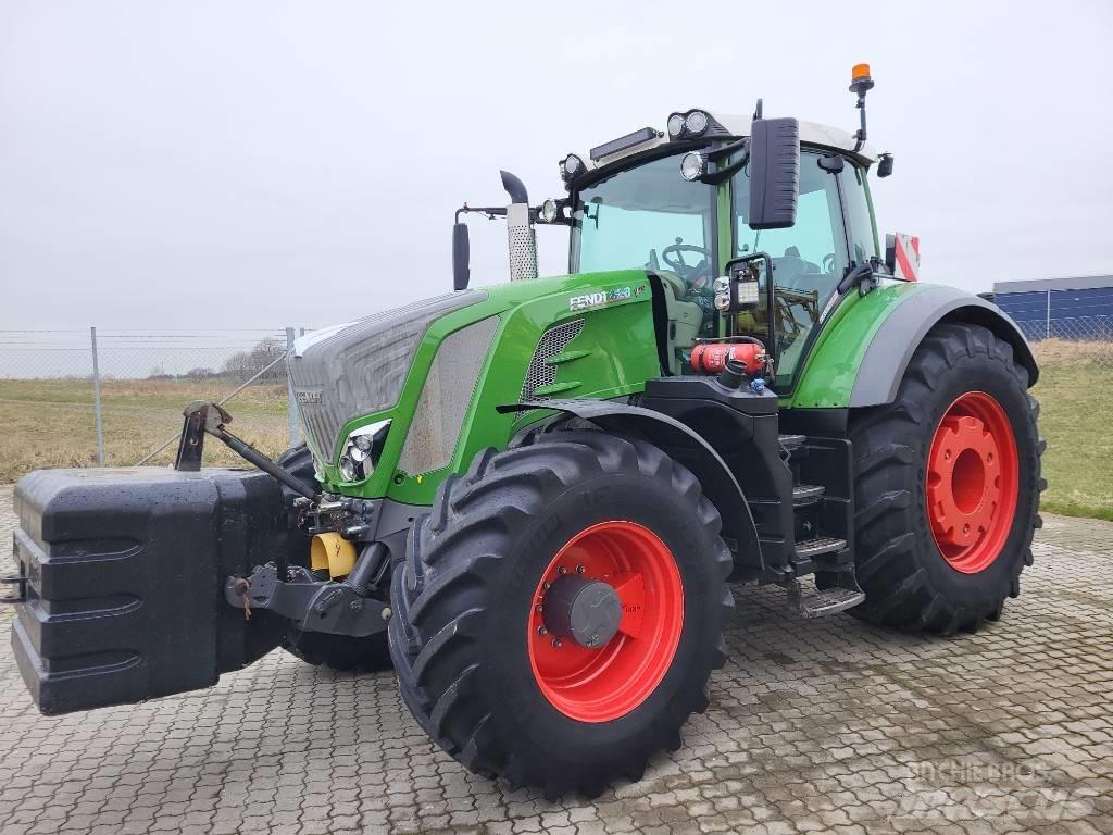 Fendt 828 Vario Tractoren