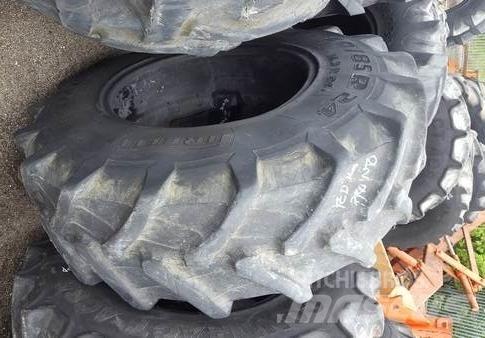  Pneu 14.9R24 Banden, wielen en velgen