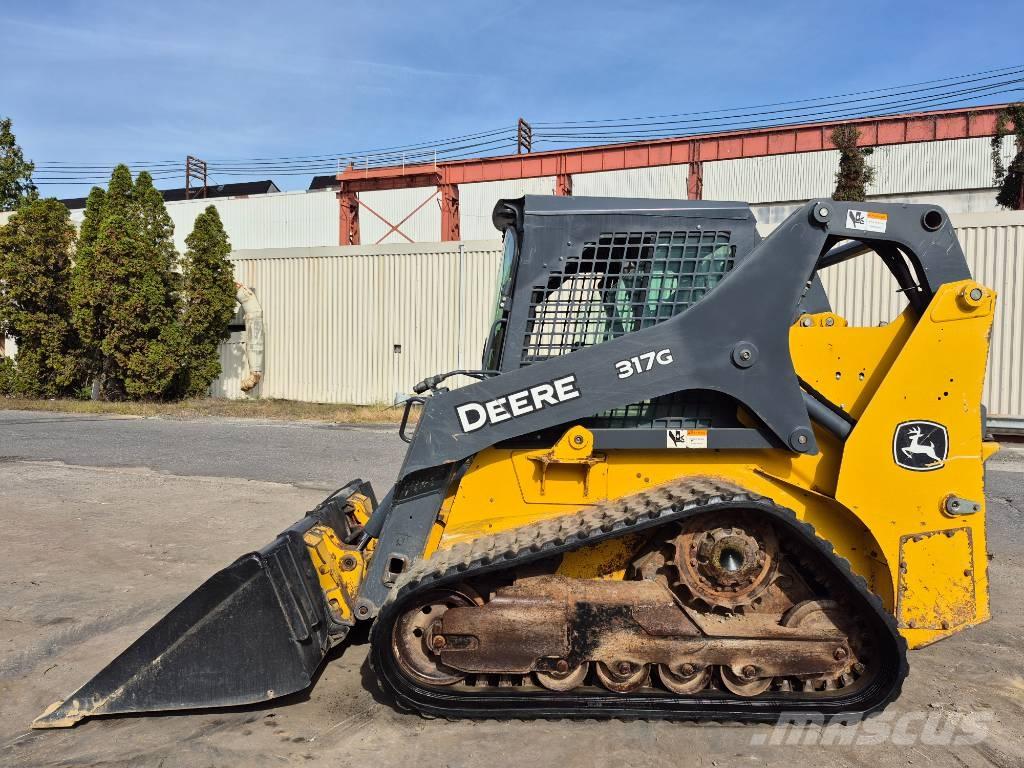 John Deere 317 Schrankladers