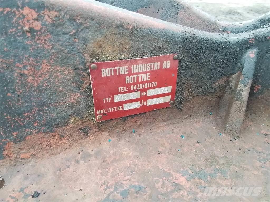 Rottne RG83 Uitrijwagenkranen