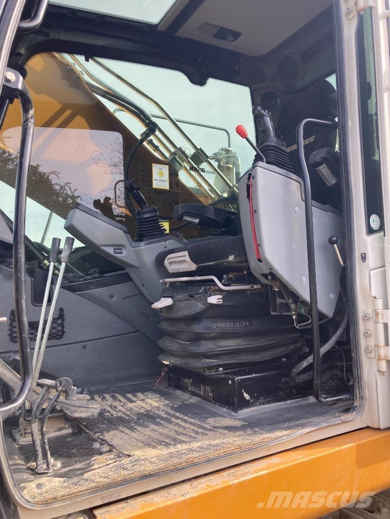 Liebherr R926 Rupsgraafmachines