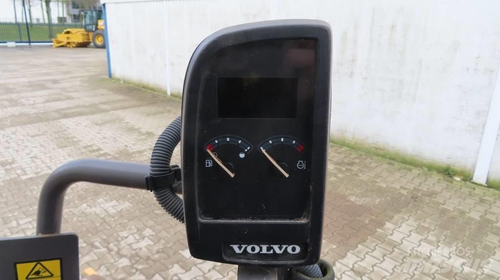 Volvo SD 45 B Trilrolwalsen