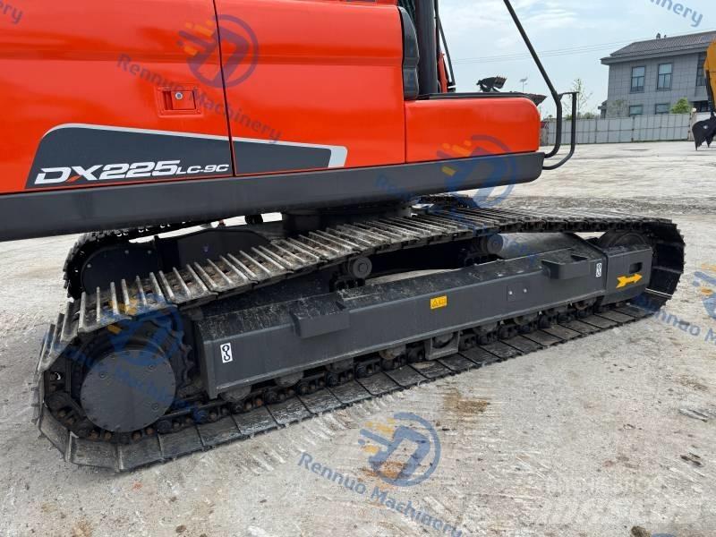 Doosan DX 225 LC-9C Rupsgraafmachines