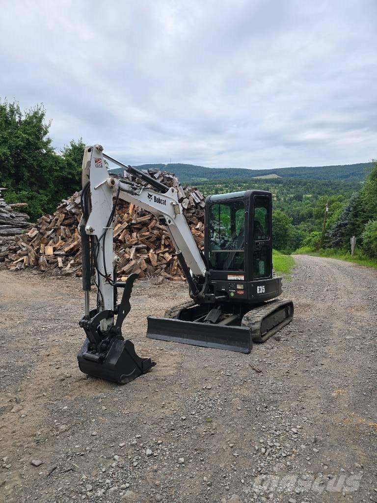 Bobcat E 35 Minigraafmachines < 7t