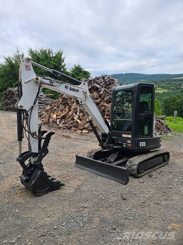 Bobcat E 35 Minigraafmachines < 7t