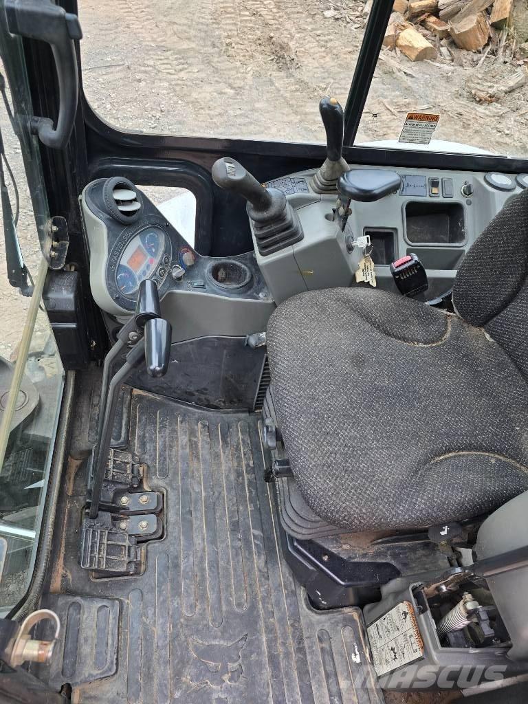 Bobcat E 35 Minigraafmachines < 7t