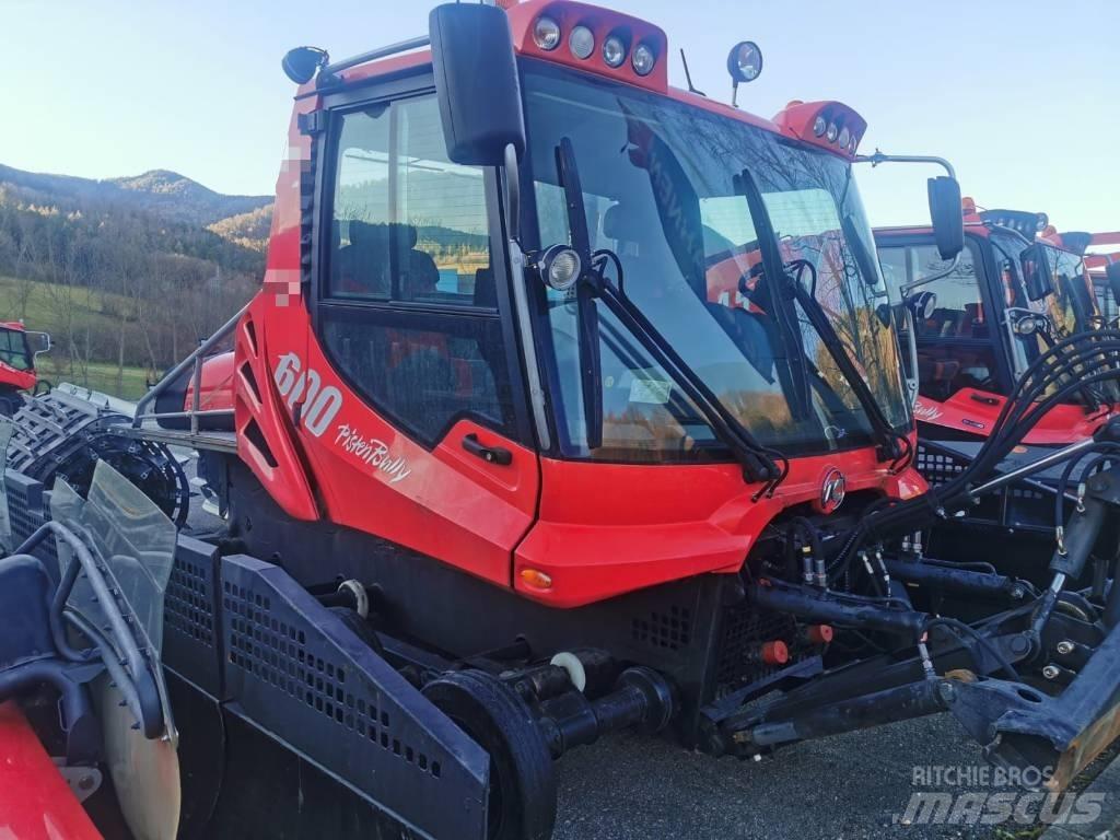 Kässbohrer PB 600 Sneeuwruimers en -schuivers