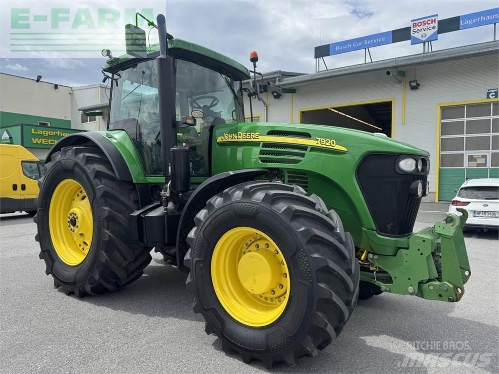 John Deere 7920 Tractoren