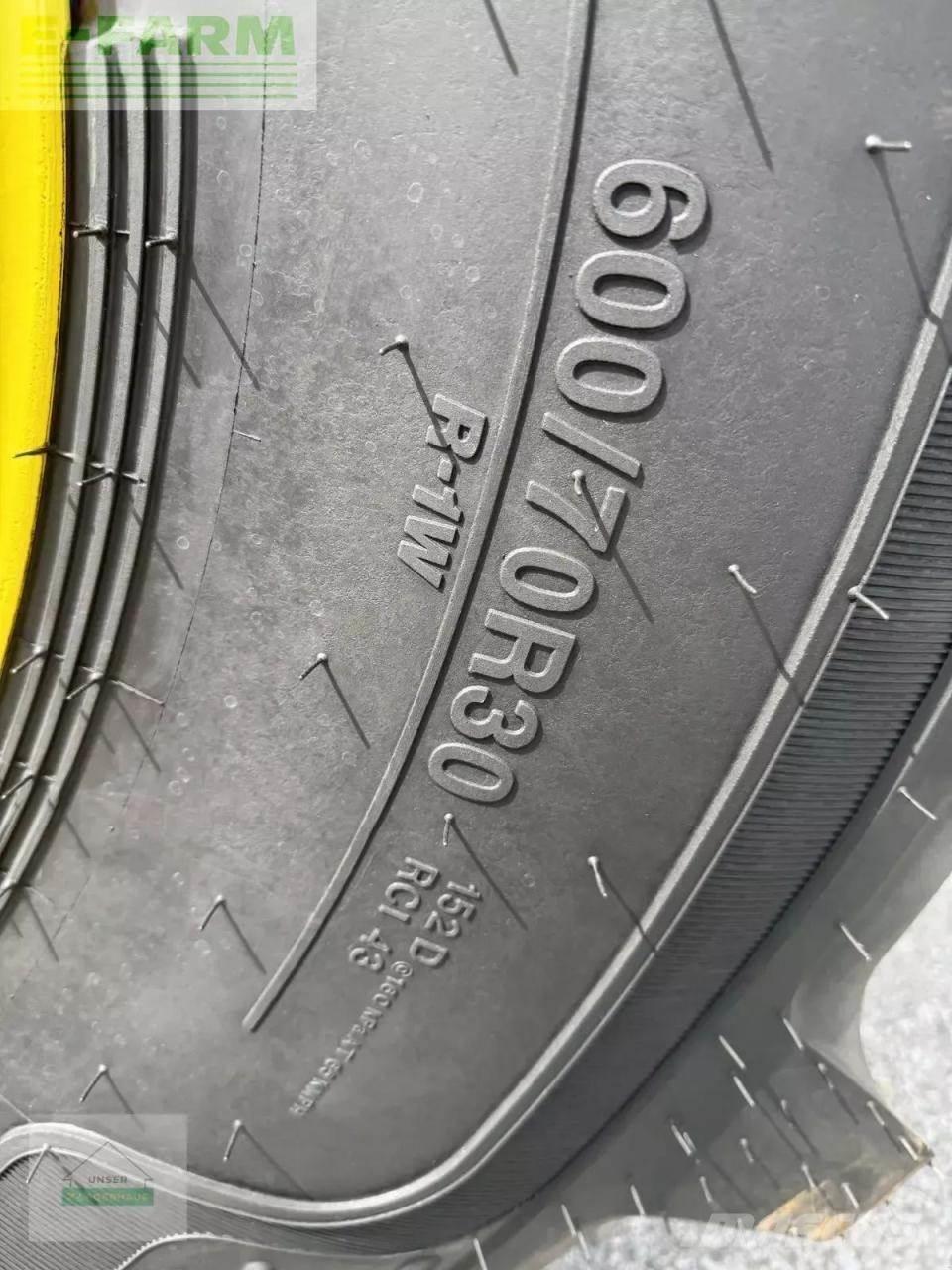 John Deere 7920 Tractoren