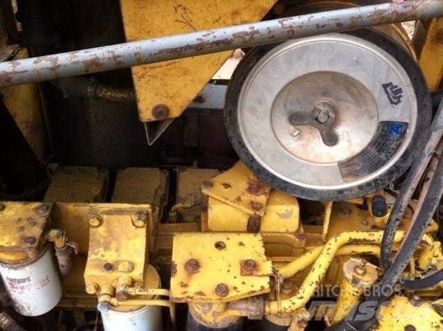 Komatsu D 155a-3 Rupsdozers