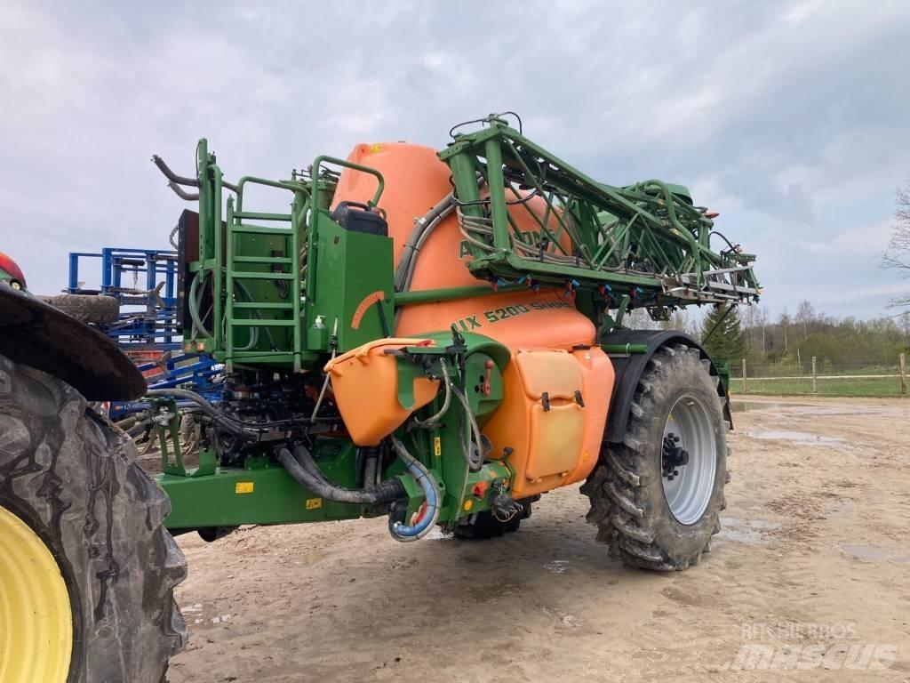 Amazone UX 5200 Getrokken spuitmachines